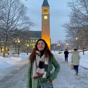 Meet your Posher, Nina